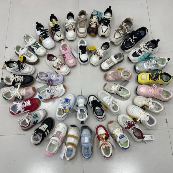 Mixed Sports Shoes — 2606R905