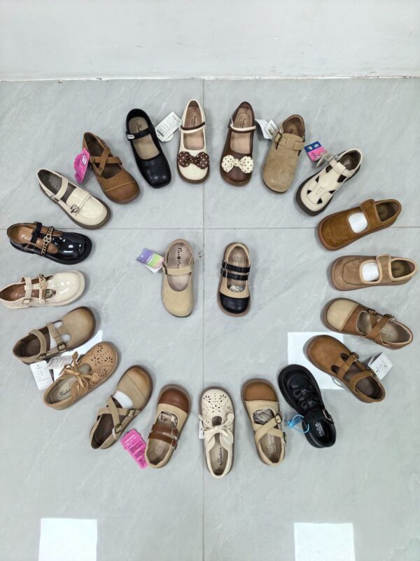 Mixed Flat Shoes — 2612R1010