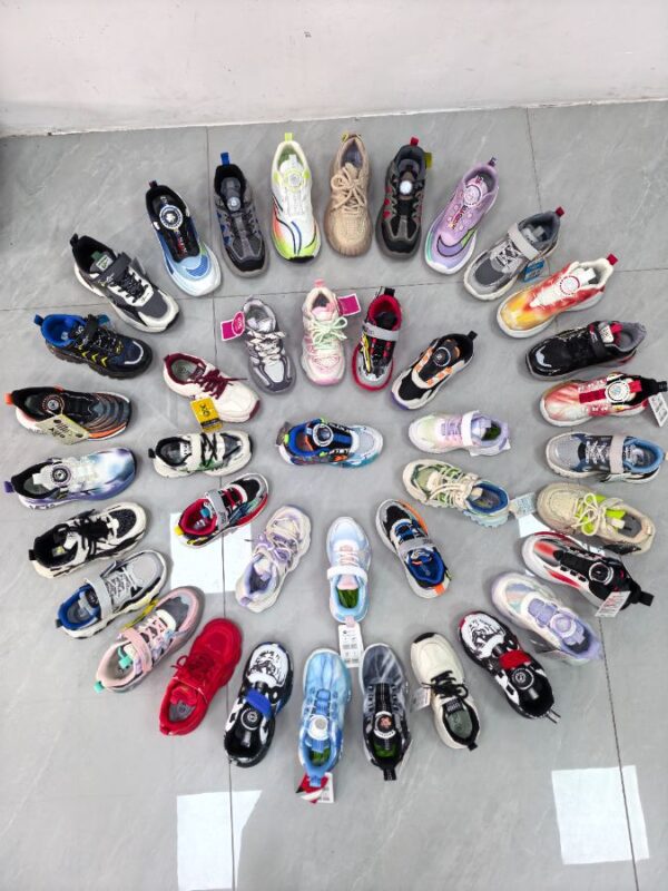 Mixed Sports Shoes — 2608R1016