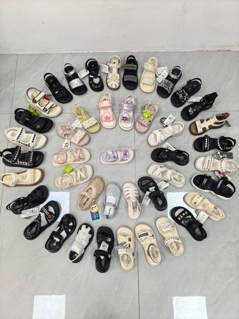 Mixed Sandals — 2612R1011