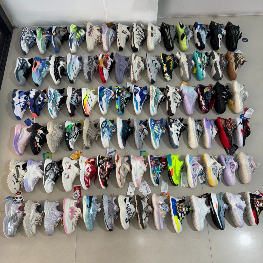 Mixed Sports Shoes — 2612R216