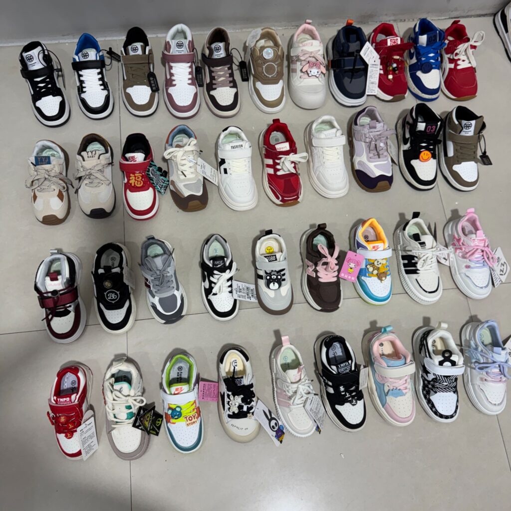 Mixed Sports Shoes — 2617R217