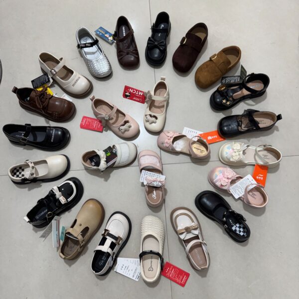 Mixed Flat Shoes — 2617R216