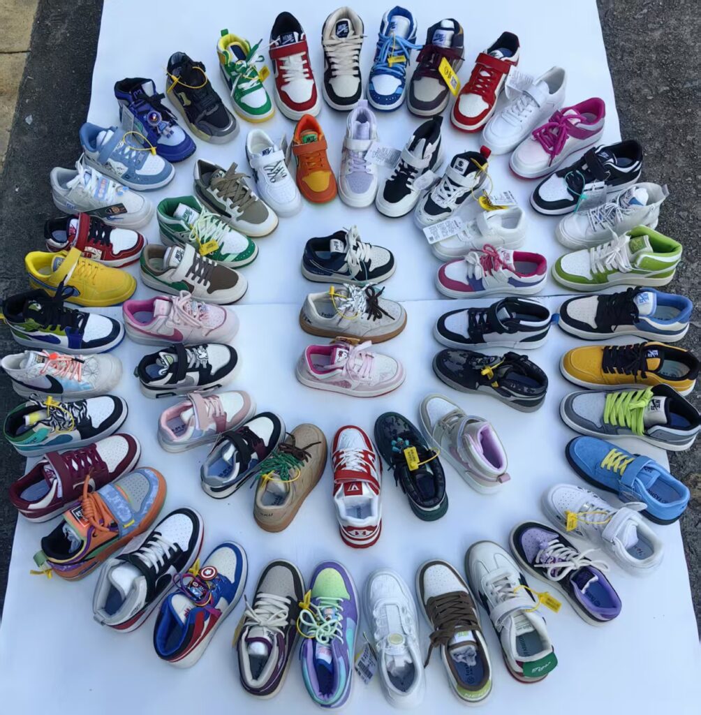 Mixed Sports Shoes — 2618R6106