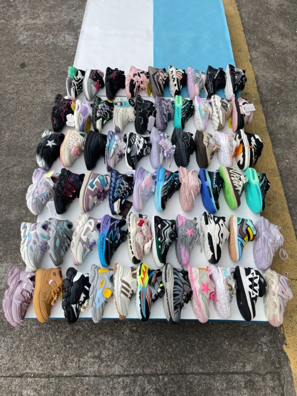 Mixed Sports Shoes — 2615R7915