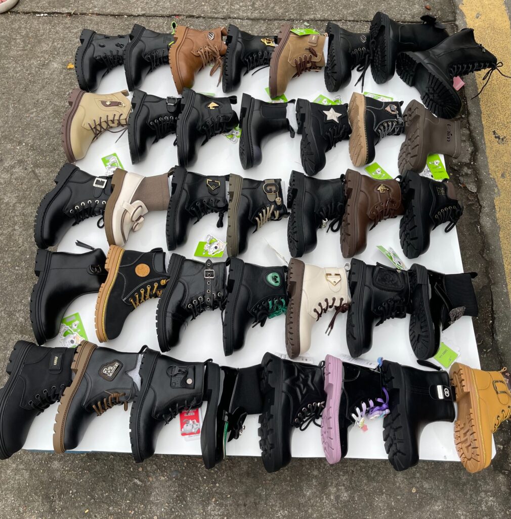Mixed Boots — 2619R7925