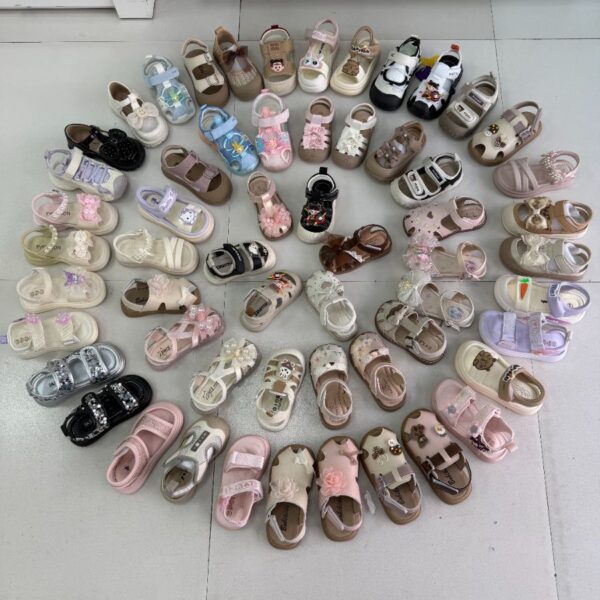 Mixed Sandals — 2609R905