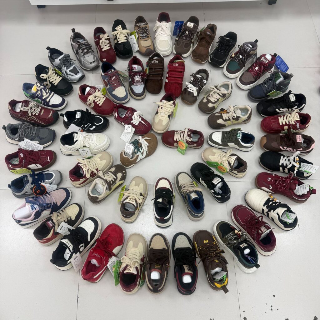 Mixed Sports Shoes — 2611R904