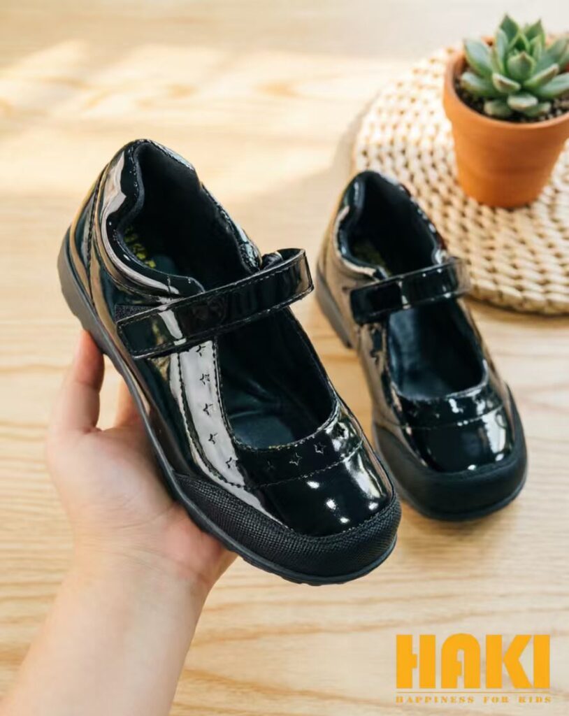 Girls School Shoes — HKL102