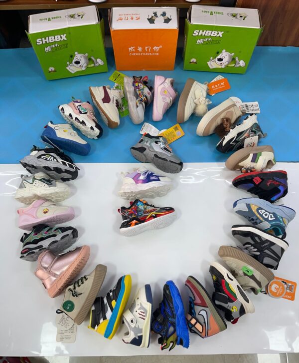 Mixed Baby Shoes — 2527R7902
