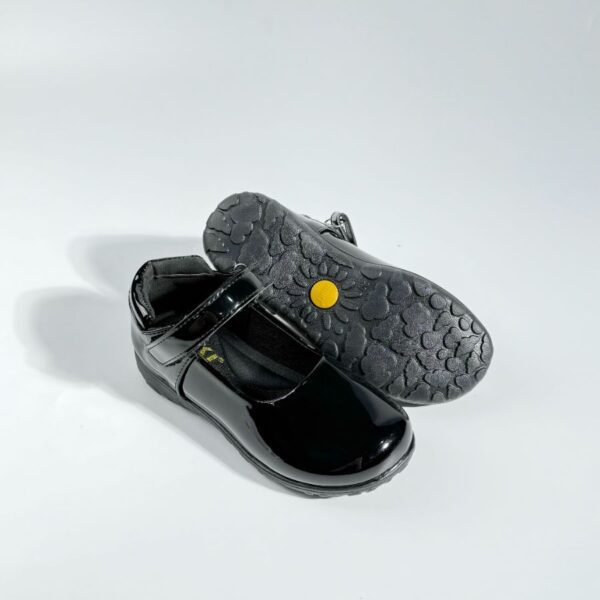 Girls School Shoes — HKL106