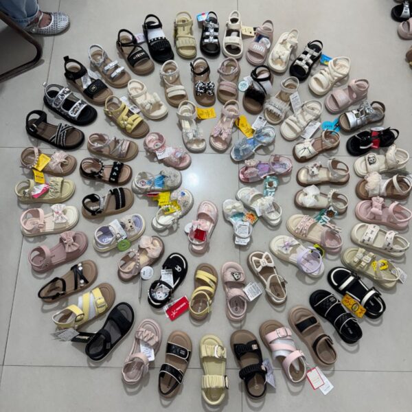Mixed Sandals — 2611R214