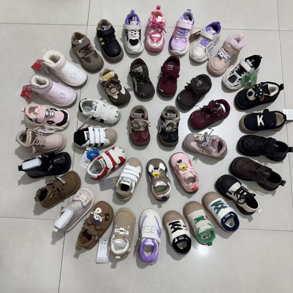 Mixed Baby Shoes — 2621R207