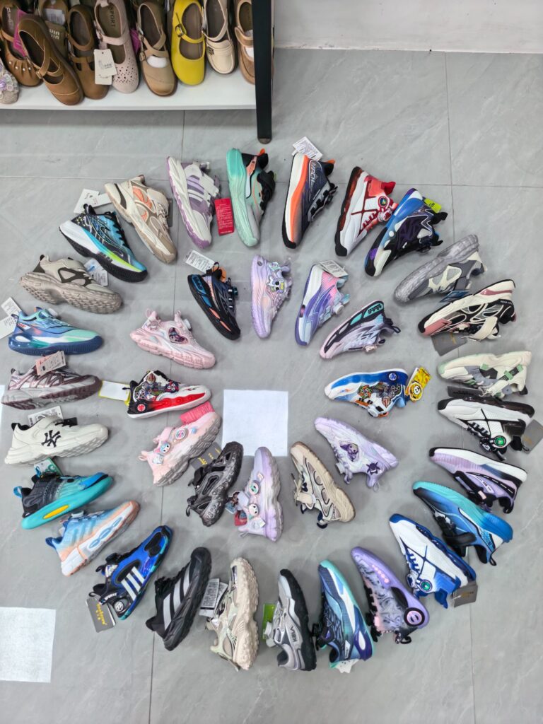 Mixed Sports Shoes — 2620R1005