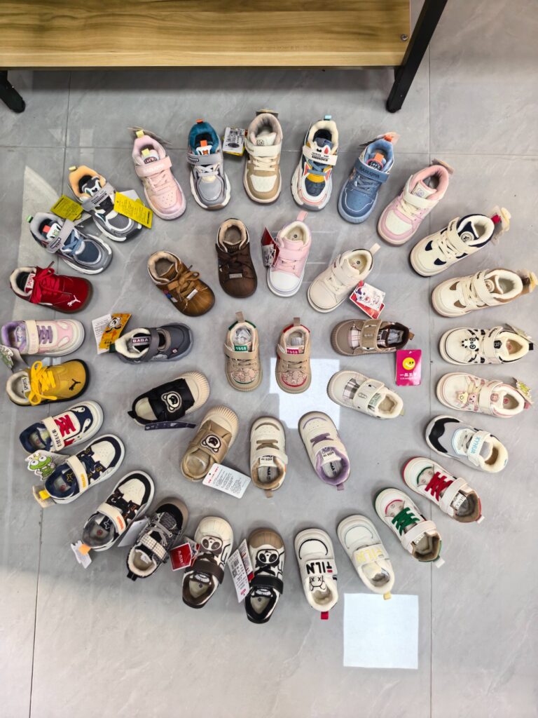 Mixed Baby Shoes — 2621R1004